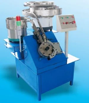 Küünte sisestamise masin kaabli klamber